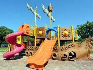 Modern Çocuk Oyun Parklarının İlki Uzunhasanlar'a