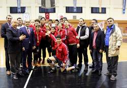 İFK Hentbolde Yenilgisiz İzmir Şampiyonu