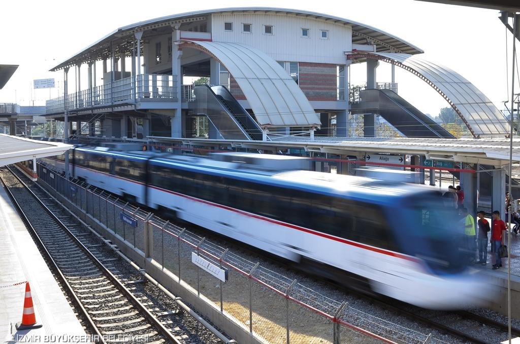 İZBAN’a 4 yeni durak daha