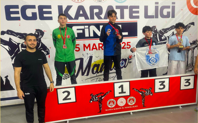 Aliağa’nın Genç Sporcuları Madalyalarıyla Döndü