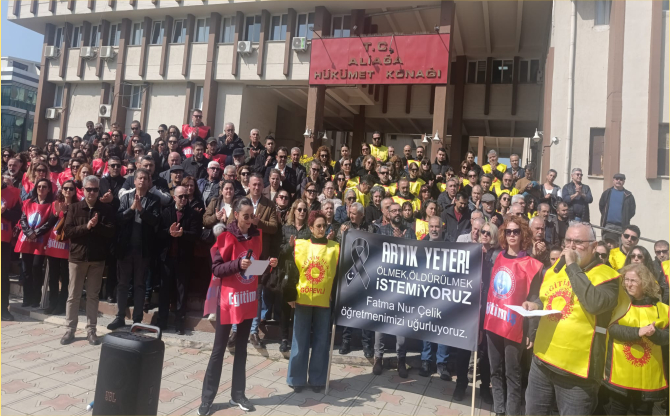 Aliağa'da Eğitimcilerden Şiddete Karşı Ortak Tepki