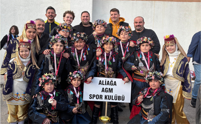 Aliağa’nın Miniklerinden Halk Oyunlarında İl Birinciliği