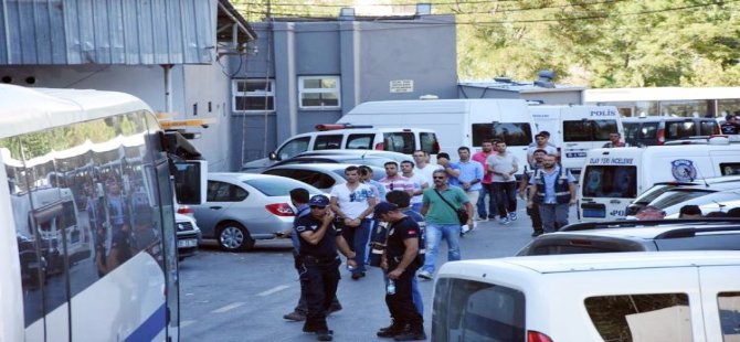 Foça’da Gözaltına Alınan 206 Askerden 100’ü Serbest