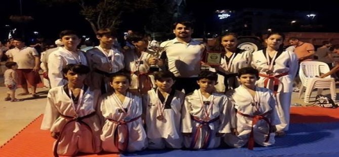 Bergama Belediyespor, Taekwondoda 10’da 10 Yaptı