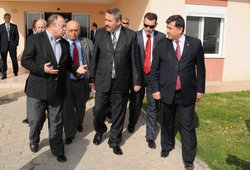 Vali Kıraç ALOSBİde