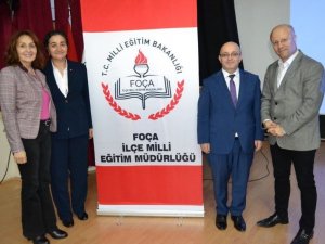 Foça’da Pozitif Disiplin Semineri