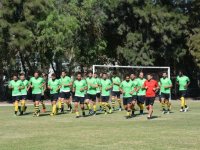 Aliağaspor FK Bornova Yeşilova Spor Maçına Hazırlanıyor