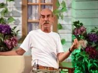 Türk Tiyatrosu İrtifa Kaybediyor 