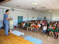 Can Dostları İçin Okullarda...