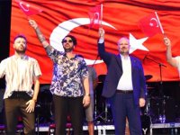 İkilem Ve Ebru Yaşar’dan Muhteşem Konser