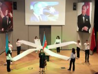 Azerbaycan'ın Merhum Cumhurbaşkanı Heydar Aliyev Anıldı