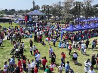 23 Nisan neşesi tüm İzmir'i sardı