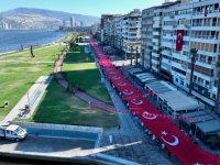 İzmir’de Geleneksel Zafer Yürüyüşü