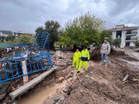Başkan Tugay Foça’da incelemelerde bulundu