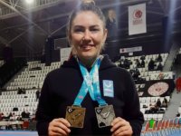 Aliağa Belediyesi Karate Antrenörü Nezahat Ayhan Türkiye Şampiyonu Oldu