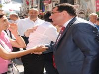 Tanrıkulu İzmir’de Referandum Çalışmalarında Tam Saha Preste