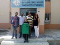 Galatasaraylı Yıldızdan O Öğrenciye Duygulandıran Sürpriz